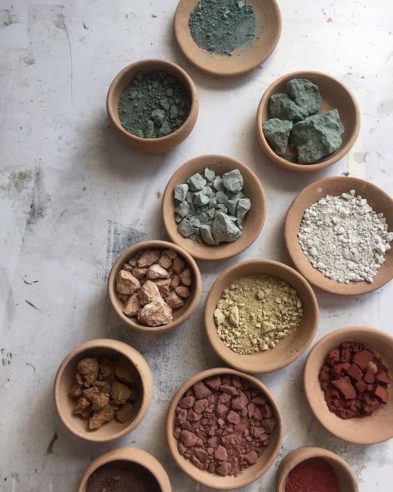 Pigment — natural earth pigments used by Cristina Luque